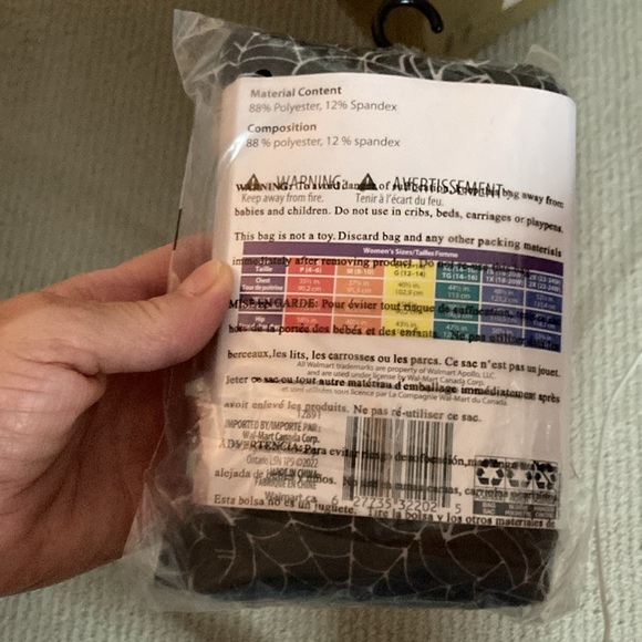 Spiderweb Women’s Leggings - Picture 3 of 3